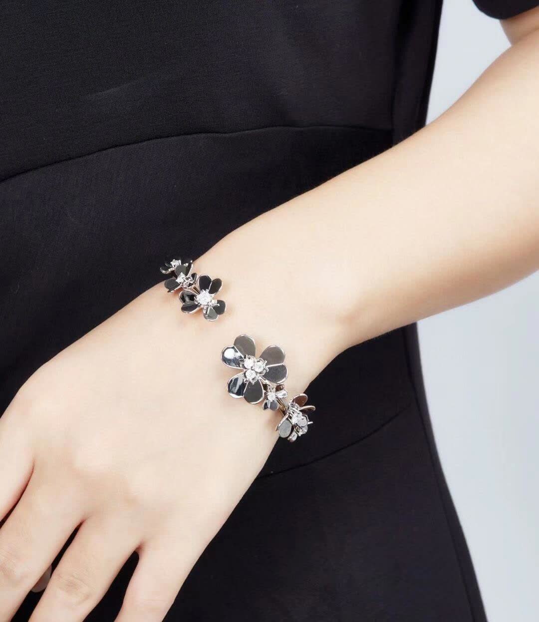 Van Cleef & Arpels Silver Flower Bracelet Van Cleef & Arpels Silver Flower Bracelet